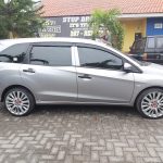 Rental mobil Mobilio Surabaya